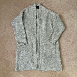 Zara Knit Textured Cardigan in Light Gray